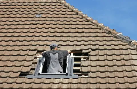 Pose de velux à Saint-Sulpice d'Arnoult